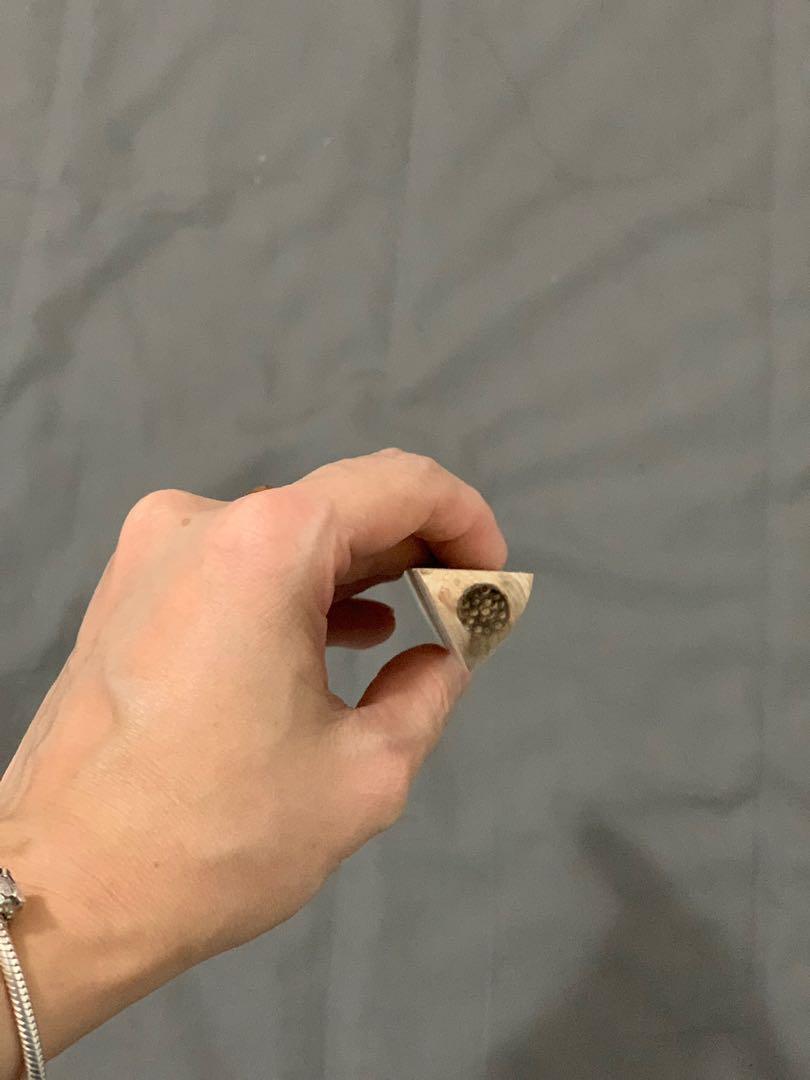 Wood Wagashi triangle tool, Food & Drinks, Spice & Seasoning on Carousell