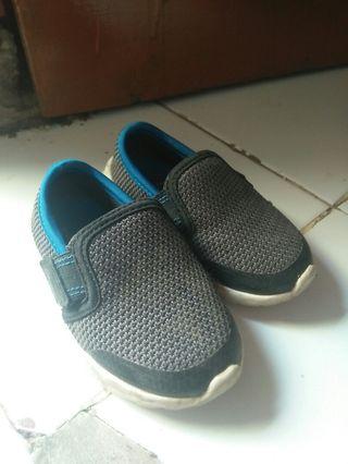 Sepatu anak Skechers