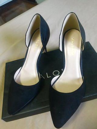 Brand New Zalora Black Pumps Size 36