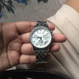 michael kors smartwatch 5020