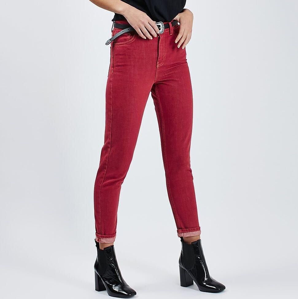 red mom jeans