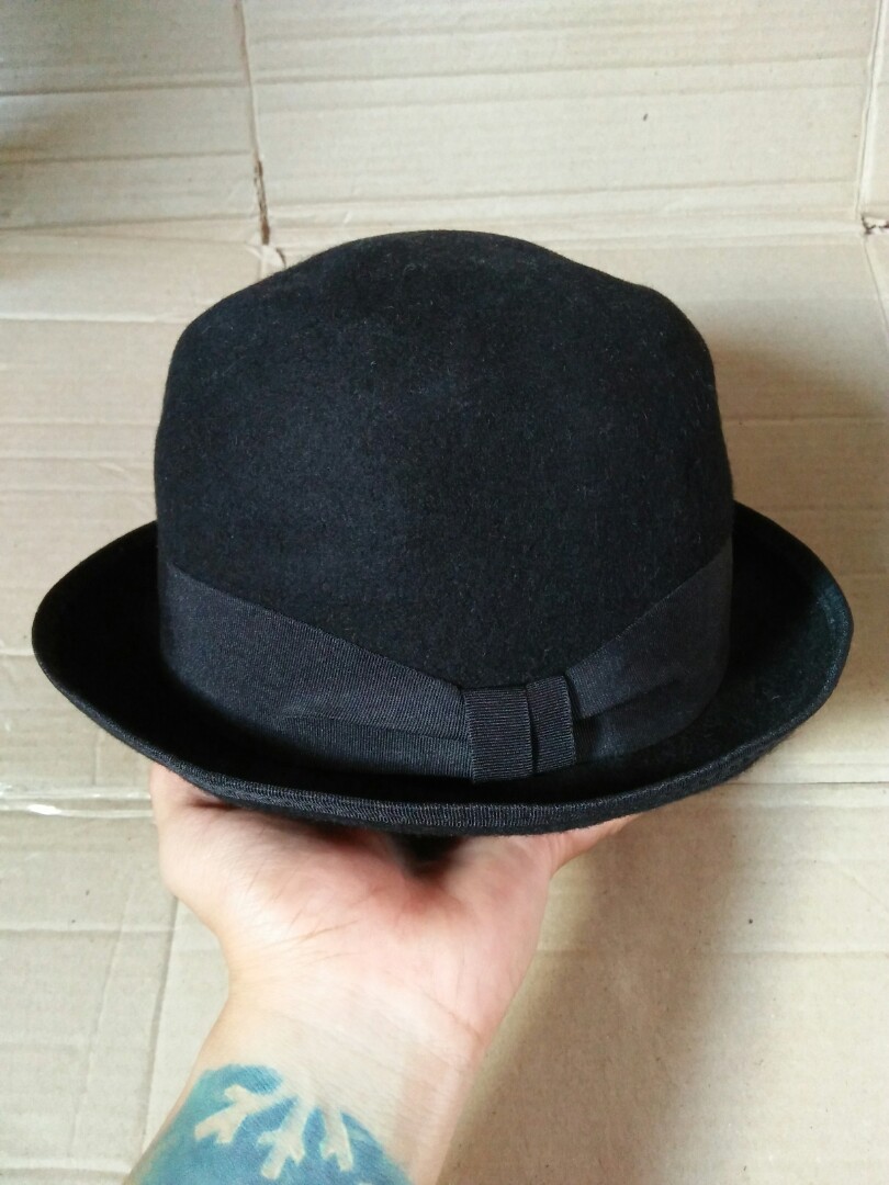 Bowler hat/fedora hat Brand: Chung Lim 