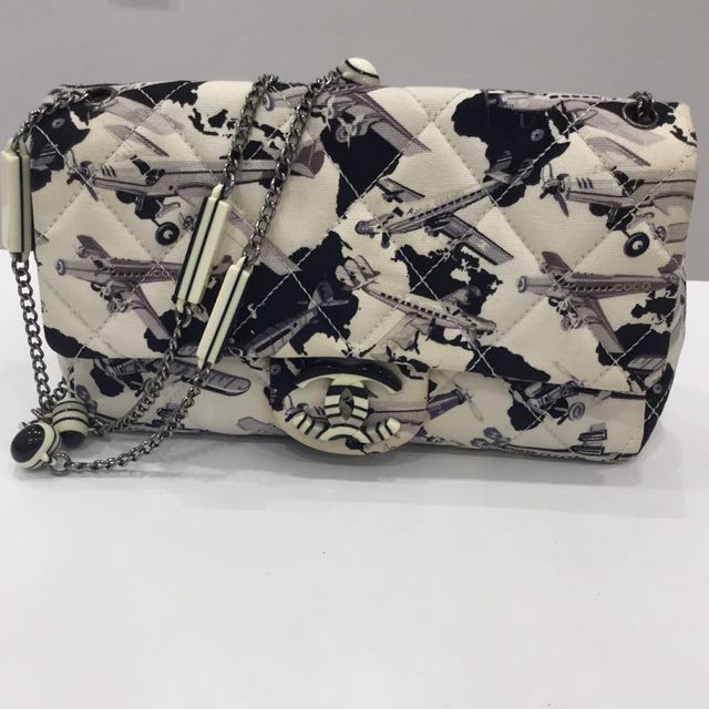 Chanel White & Navy Blue Quilted Canvas Airplane Print Single Flap Medium  Shoulder Bag