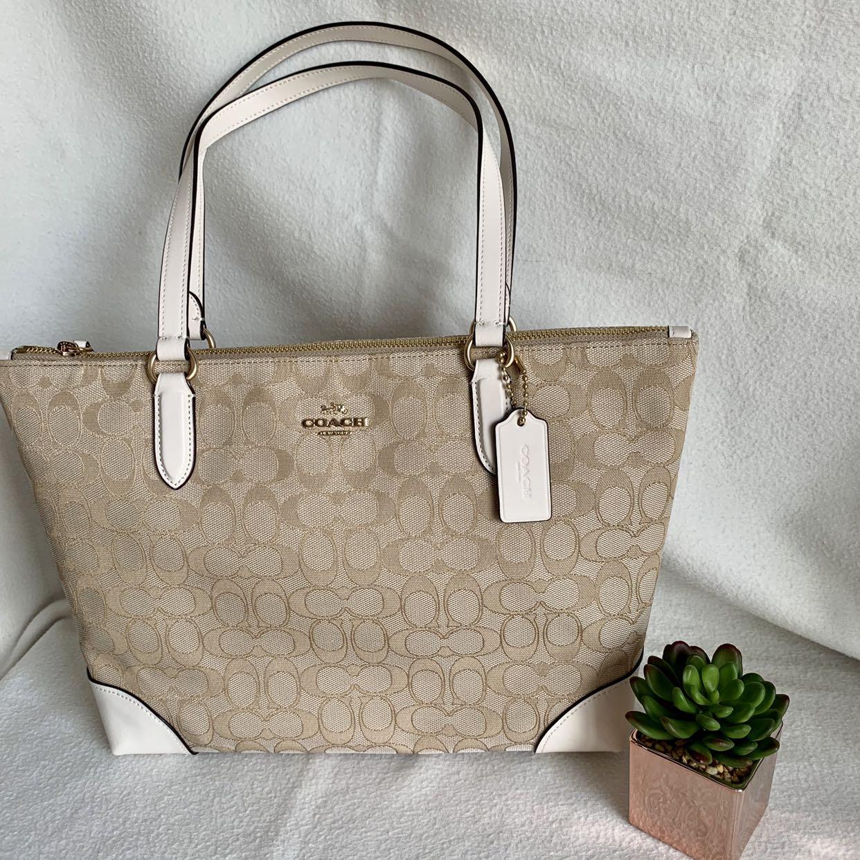coach zip top tote in signature jacquard
