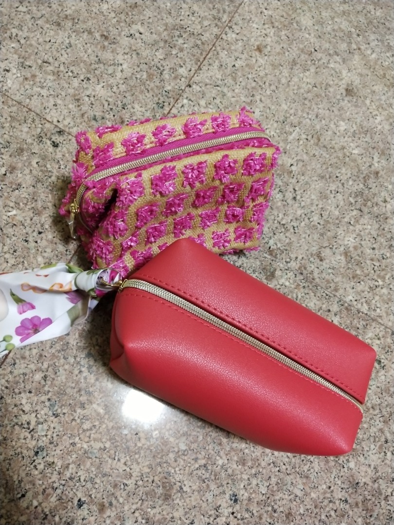 Estee Lauder Cosmetic Pouches, Women's Fashion, Bags & Wallets, Purses