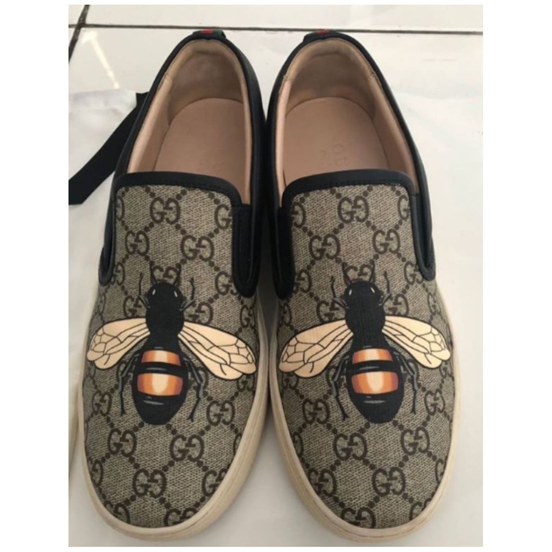 Gucci bee slip on discount