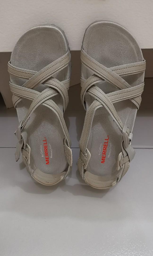 air cushion merrell memory foam sandals