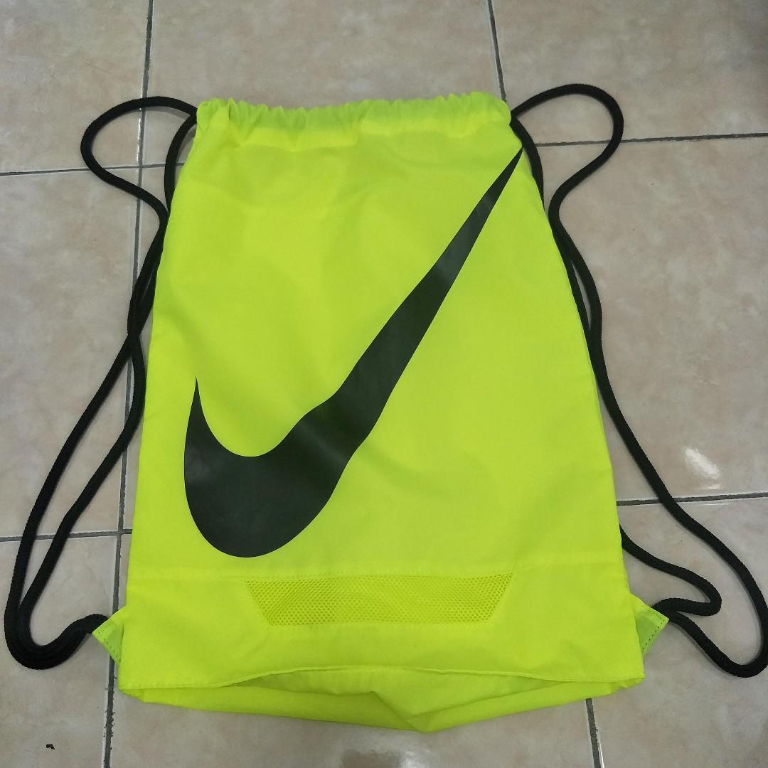 nike drawstring bag green