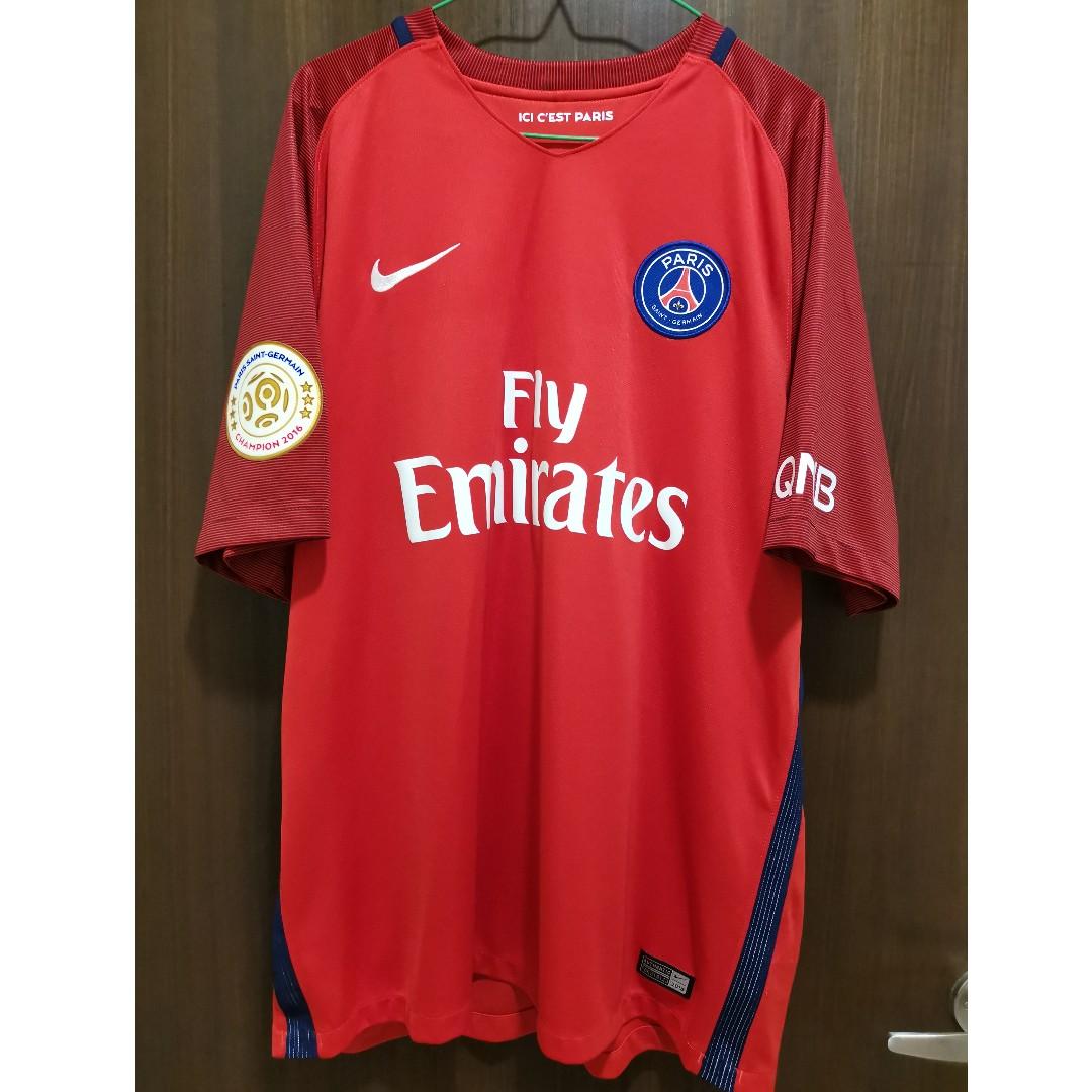 nike red soccer jersey