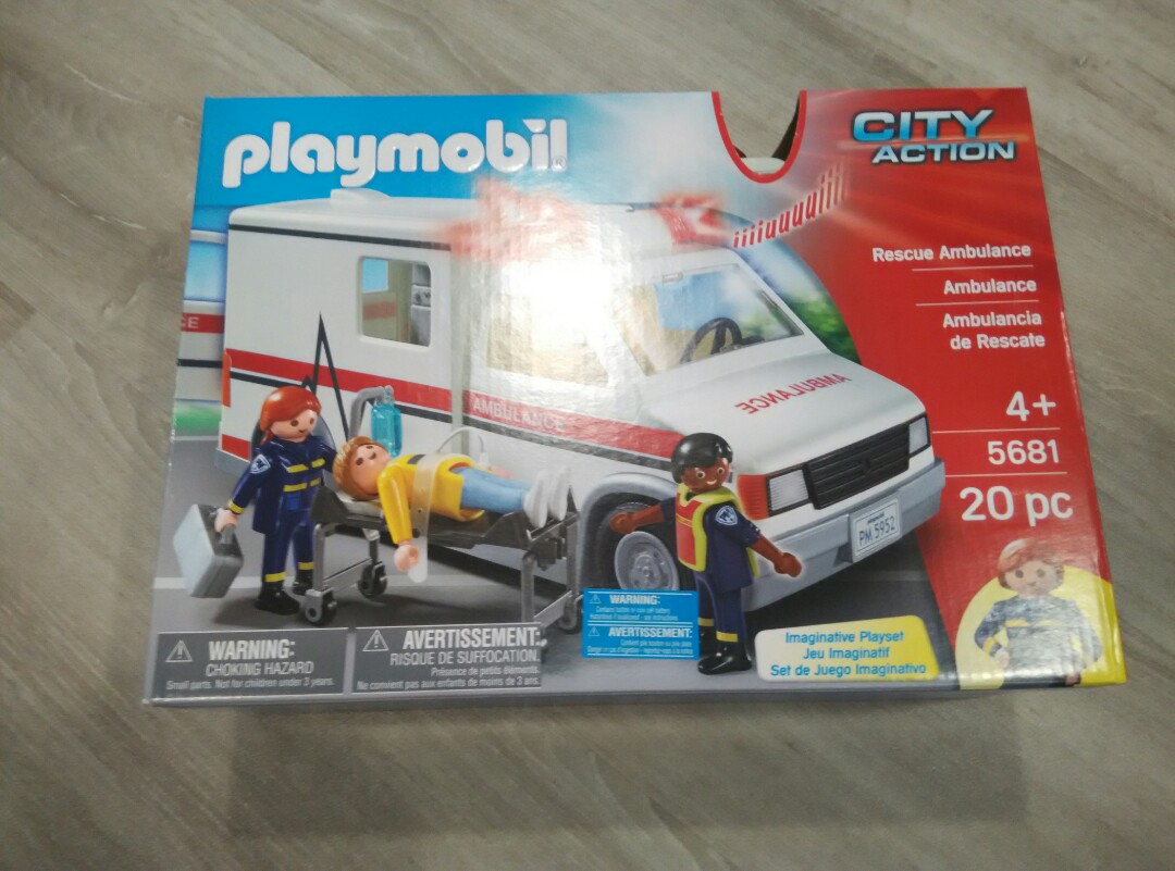 playmobil ambulance 5681