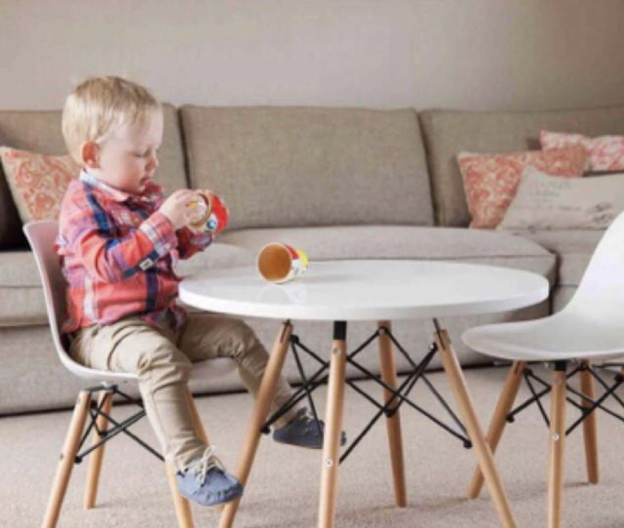 kids eames table and chairs