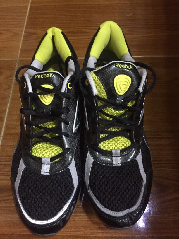 reebok sports shoes offer