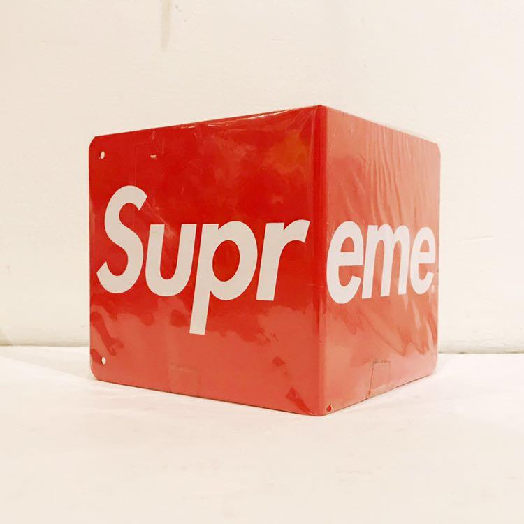 supreme bookends