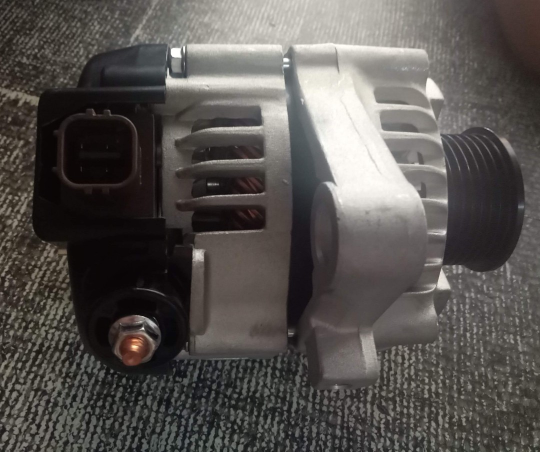Toyota innova alternator gas engine, Car Parts & Accessories on Carousell