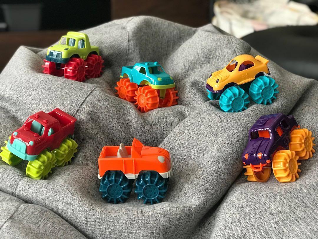 battat monster trucks