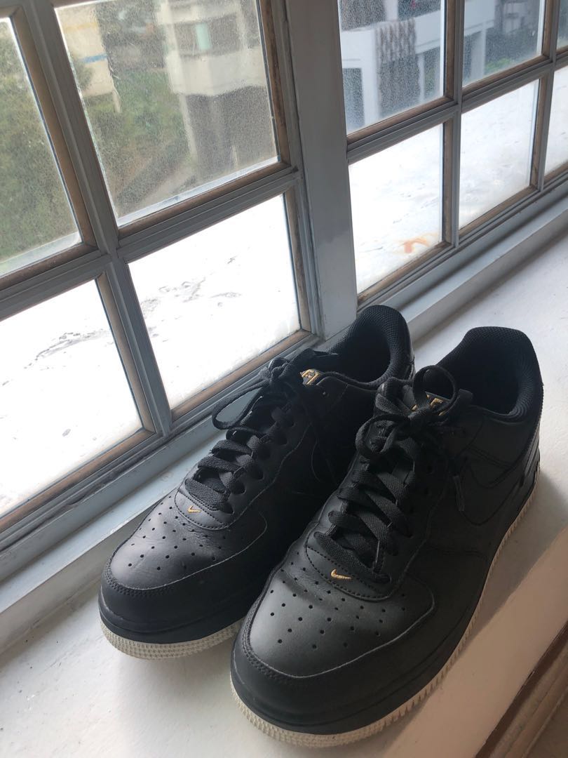 air force 1 black black gold