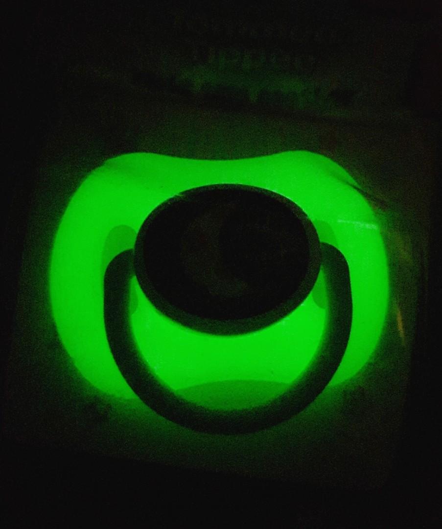 BNIB Glow In The Dark Pacifier, Babies & Kids, Nursing & Feeding