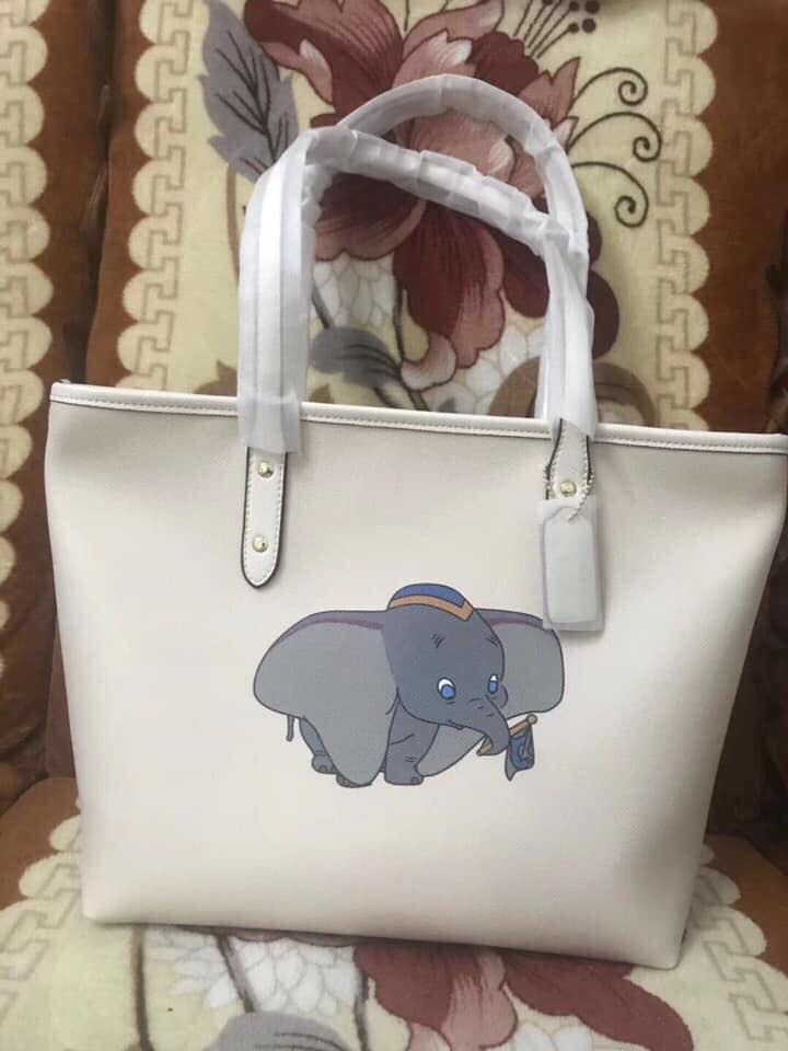 Coach Elephant Tote bag Authentic, Women's Fashion, Bags & Wallets