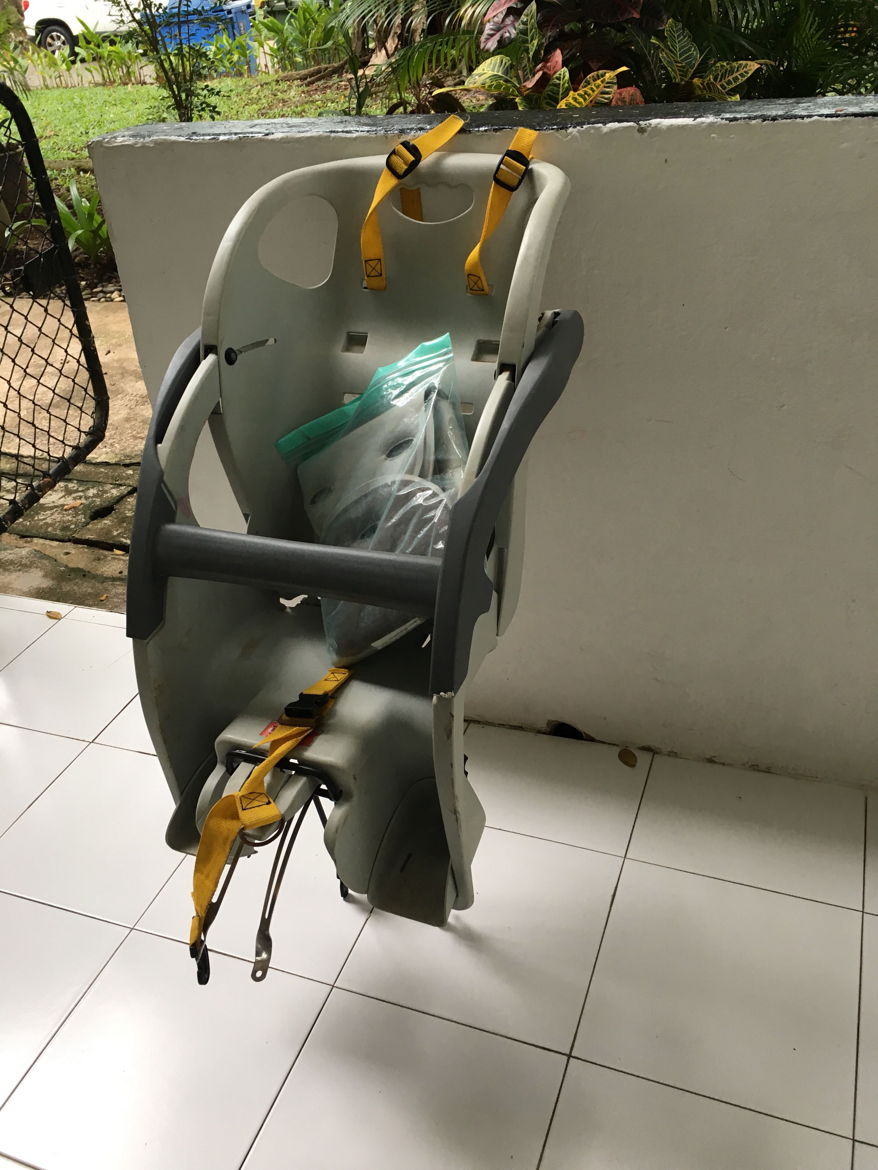 Copilot Limo bike seat for kids, Babies & Kids, Going Out, Car Seats on