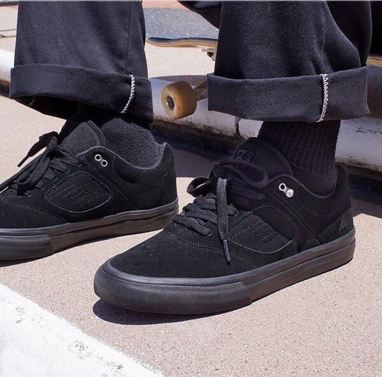 Emerica hotsell reynolds black