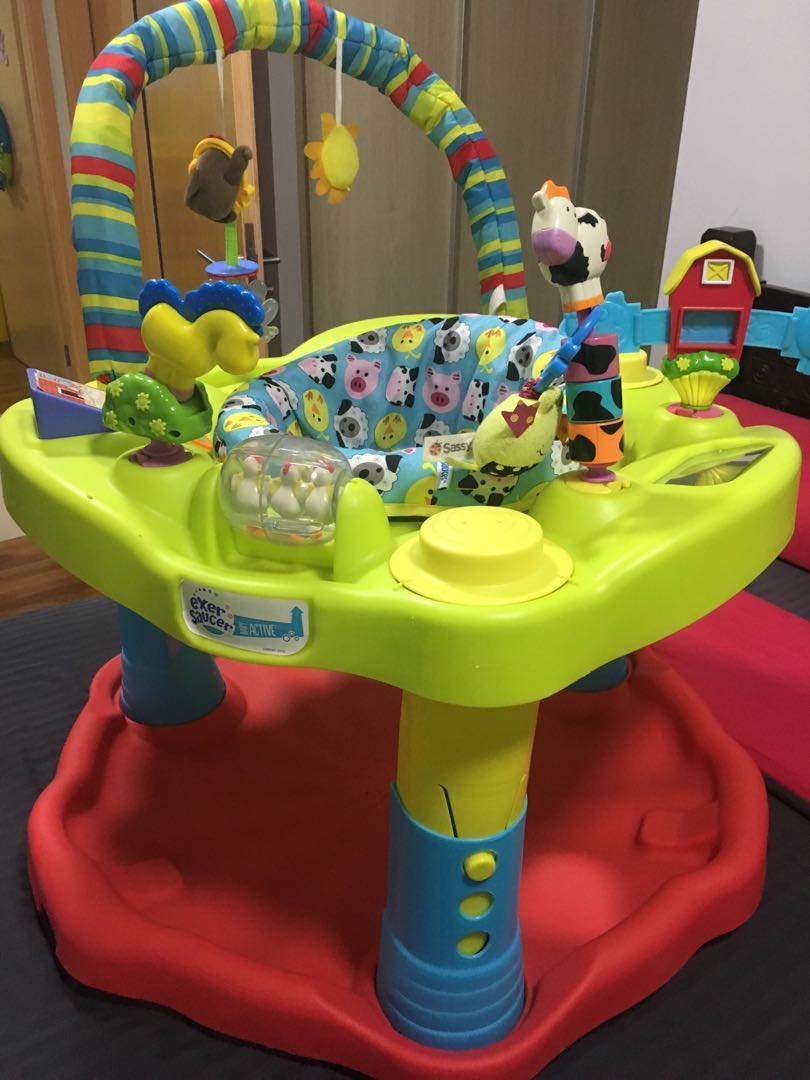 Exersaucer bouncer, Babies & Kids, Bathing & Changing, Bathtub & Bath