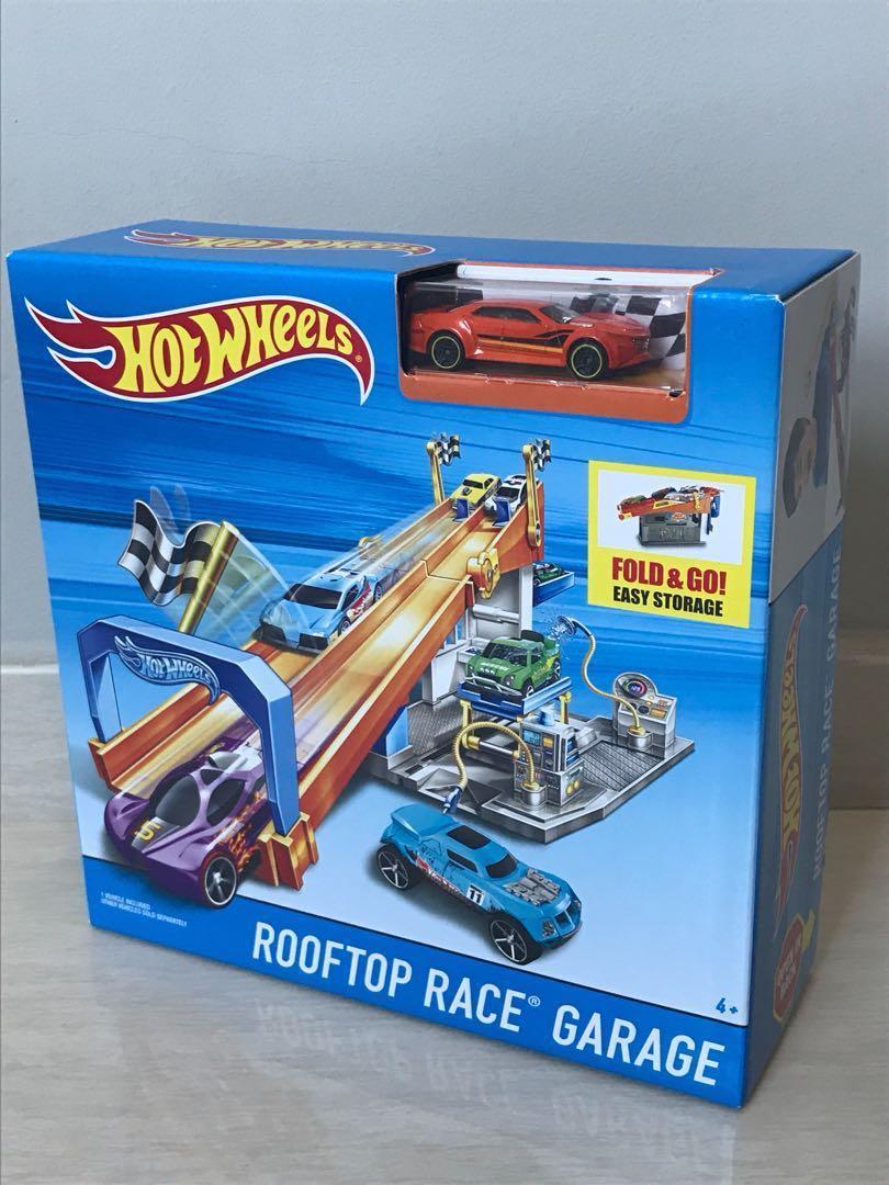 hot wheels rooftop race garage