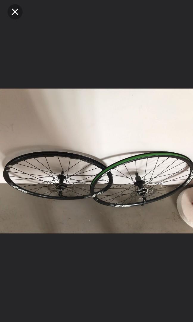 giant sr2 wheels tubeless