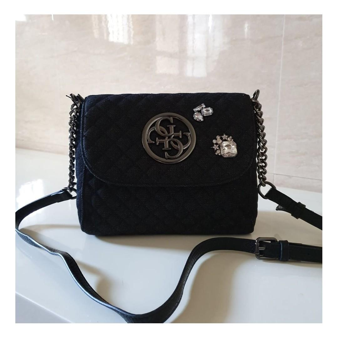 Guess Womens G Lux Mini Crossbody Flap Black
