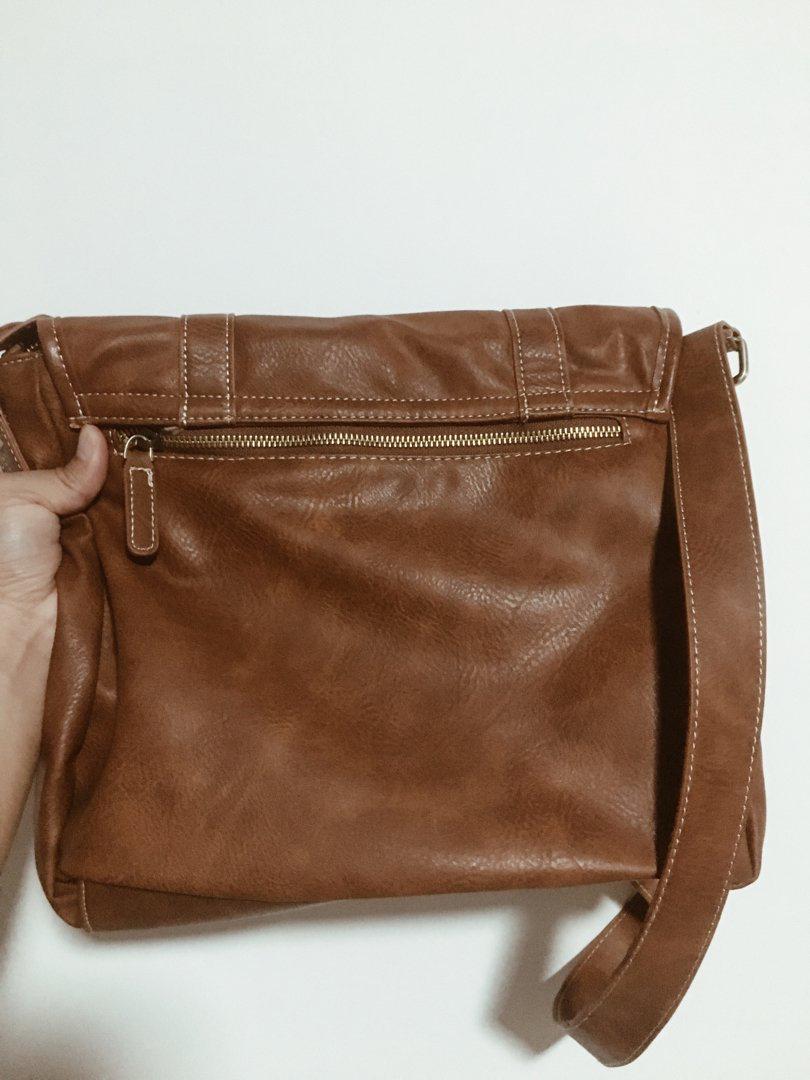 Lara messenger bag clearance