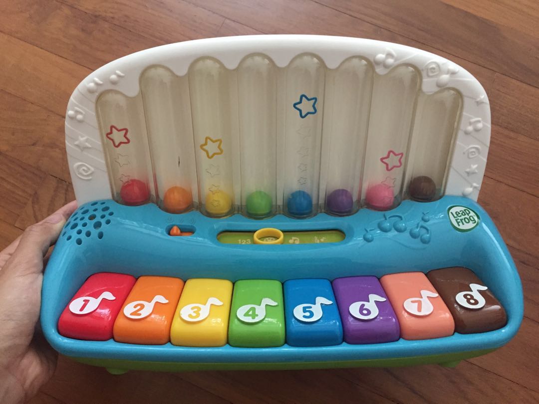 Leapfrog keyboard music piano, Babies & Kids, Infant Playtime on Carousell