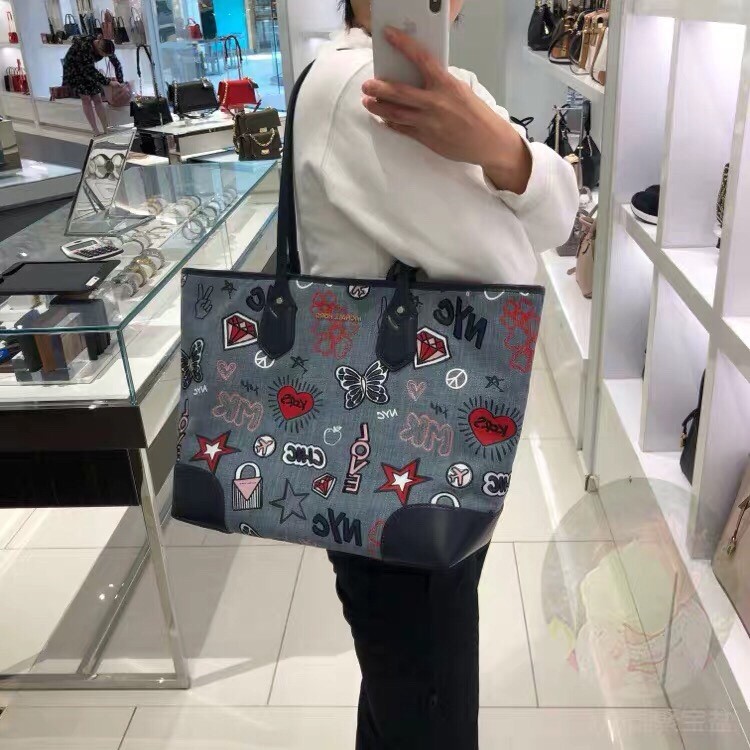 michael kors canvas tote bag