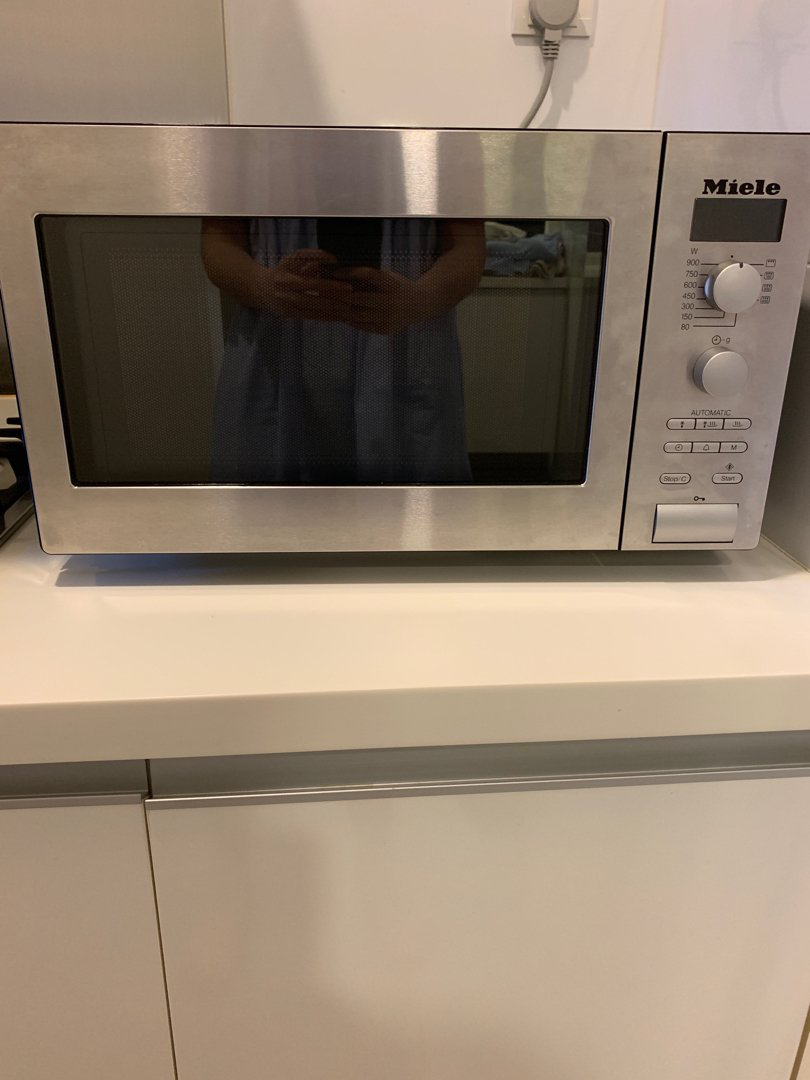 Miele freestanding outlet microwave