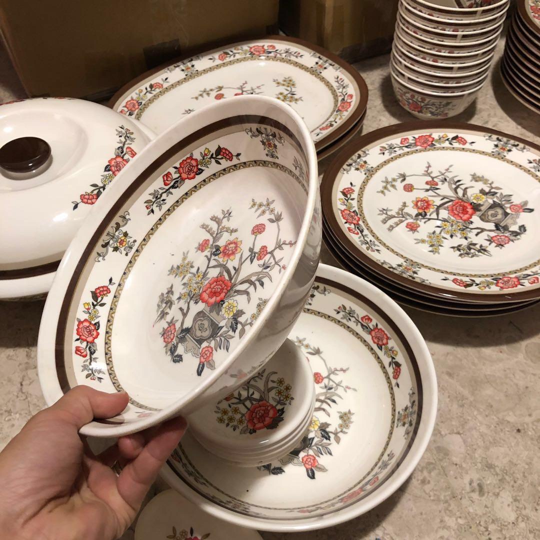 New classic melamine dinning set for 10, Furniture & Home Living
