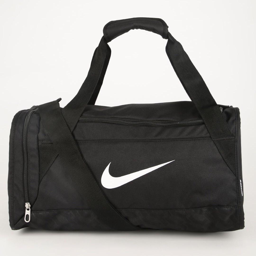 nike brasilia small holdall