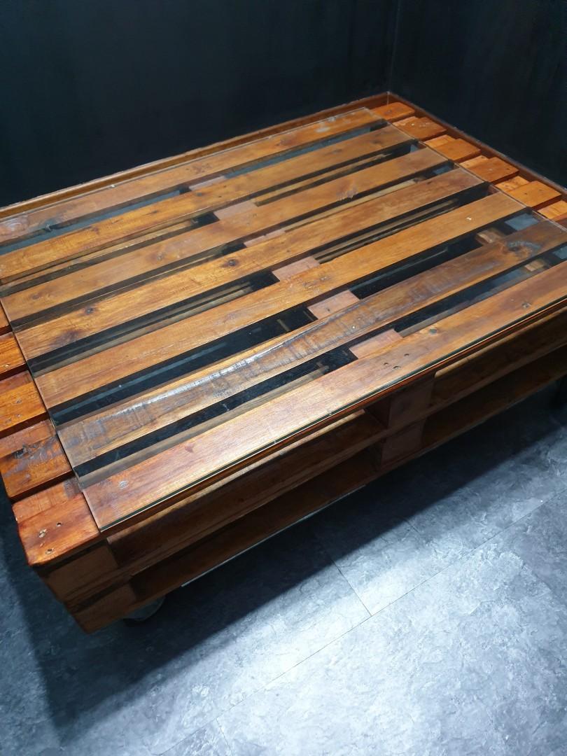 Price Reduced Pallet Coffee Table Furniture Tables