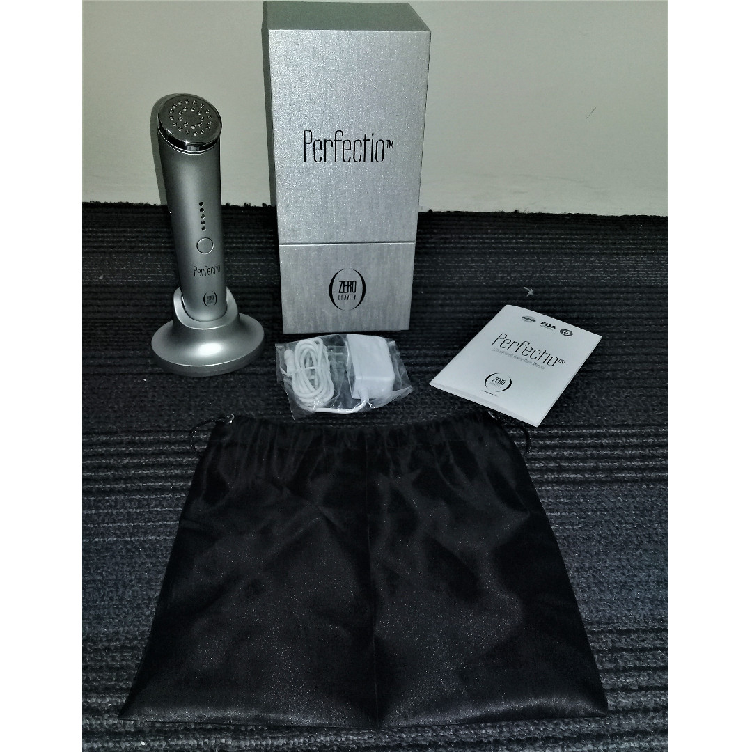 PERFECTIO by ZERO GRAVITY Led Light Therapy targeted to eliminate ...