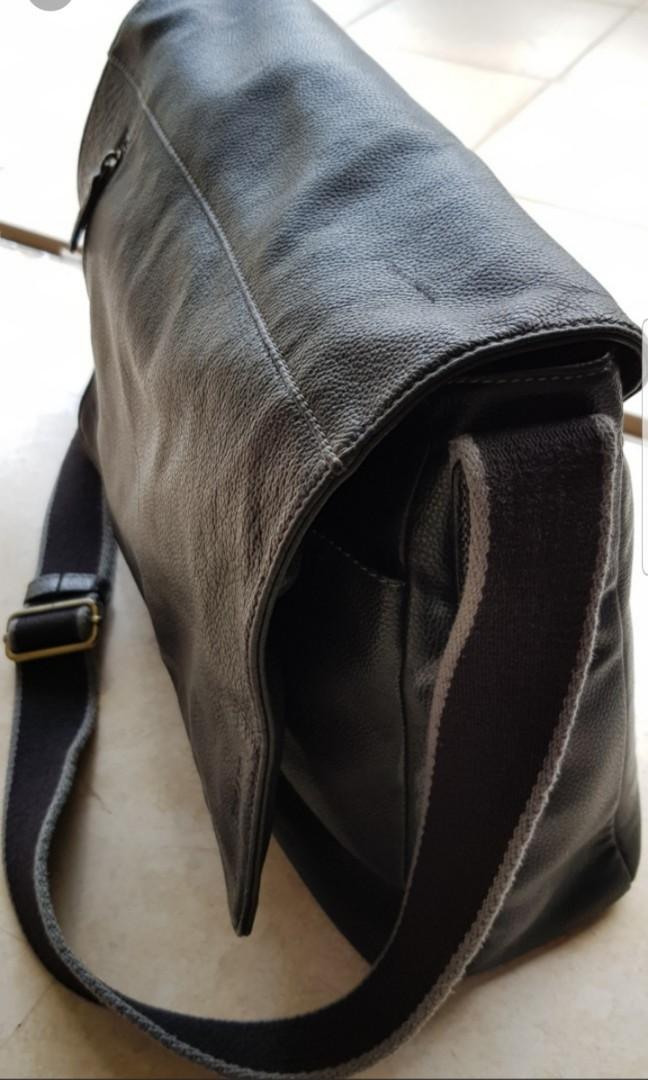 picard sling bag
