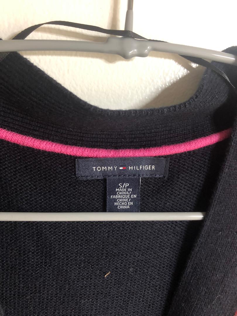 Tommy Hilfiger Vest (Category: Coats, Jackets and Outerwear) located in Makati City. Submitted by vborja (Listing ID 231866442, Image 3). Description: Worn once for one of my travels, not really a vest kinda girl. Super perfect condition. .