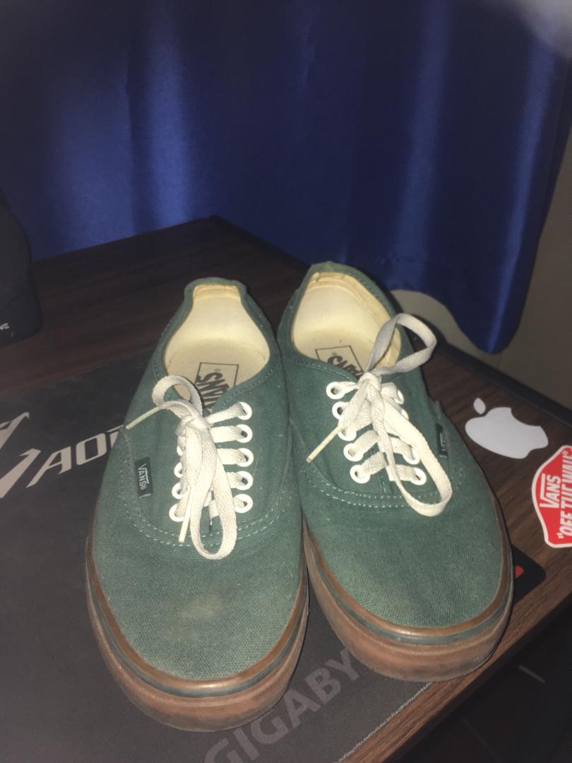 Vans Authentic Green Gum Men's Fashion, Footwear, Sneakers on Carousell