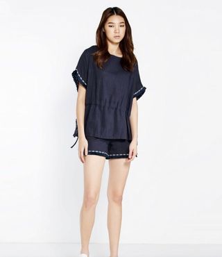(Kategori: ) berada di . Dikirim oleh girlboss19 (ID iklan 231938421, Gambar 1). Deskripsi: .