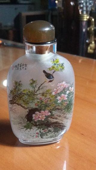 Chinese glass bottle painting