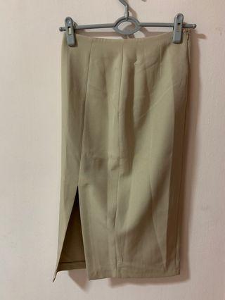 [BNWT] ASOS Midi Office Skirt with Short Slit (Front-Right) in Beige Size UK 6
