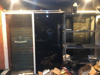 Pintu kaca slinding buat ruko / toko