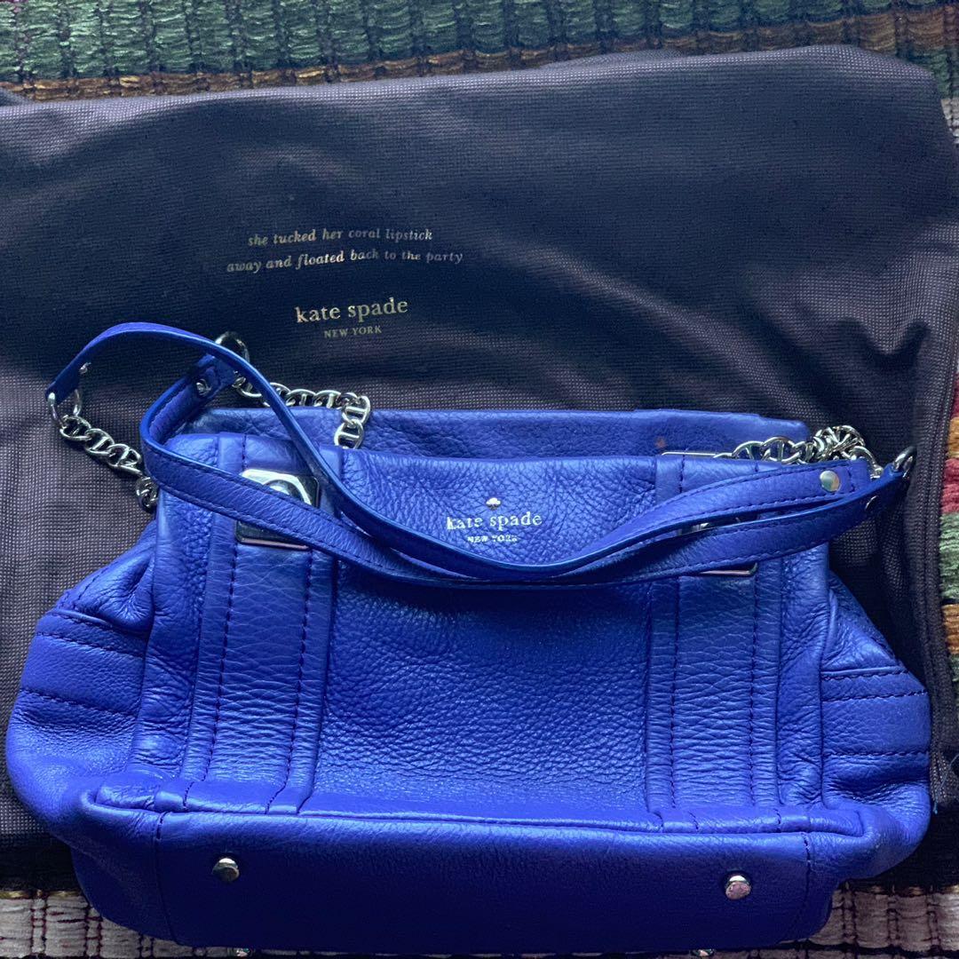Au Kate Spade leather bag (Category: Purses & Pouches) located in Marikina City. Submitted by beebadobea (Listing ID 231901405, Image 2). Description: Guaranteed Authentic Kate spade pebbled leather bag.. for specs pls see attached pics.. almost new.. complete with dust bag...