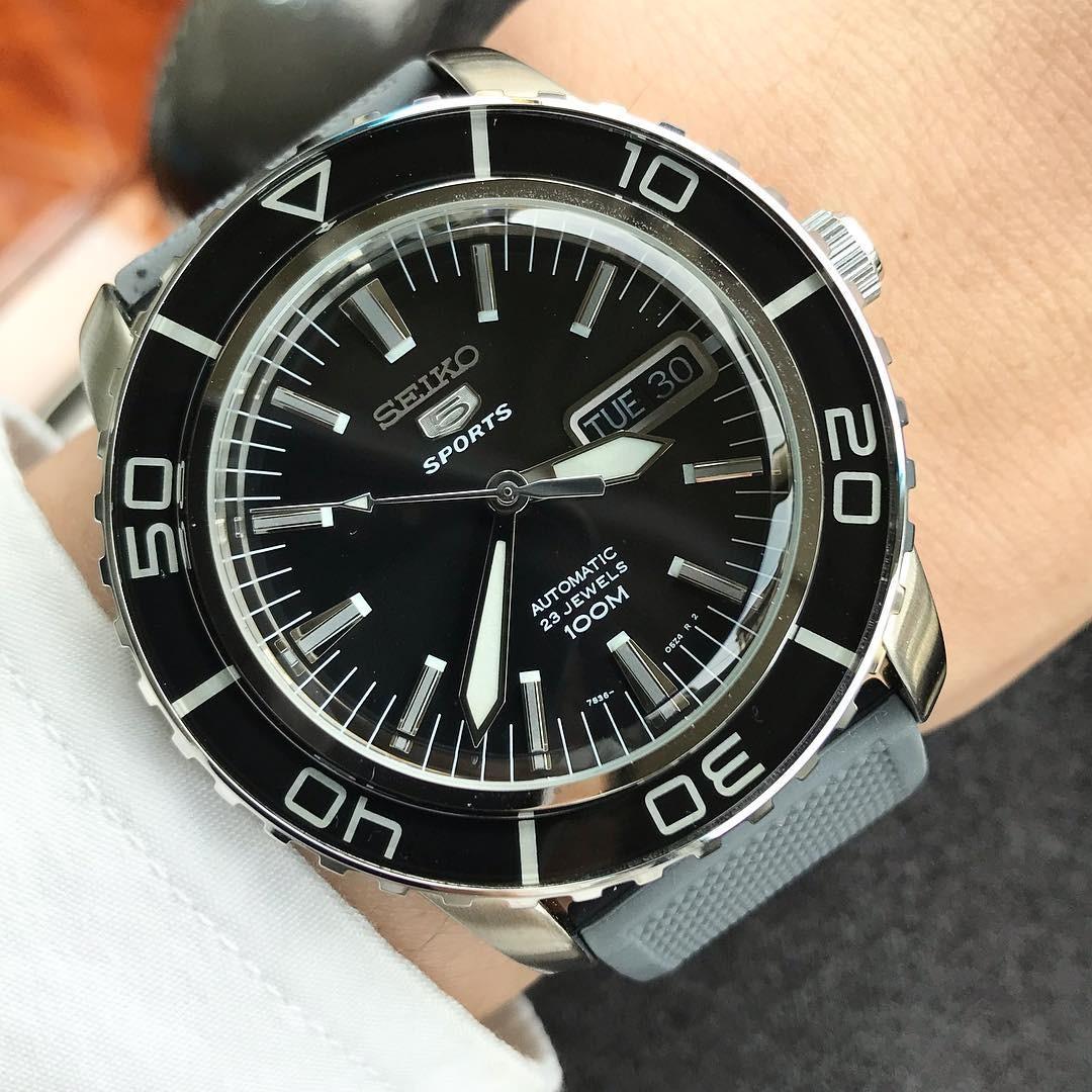 BNIB Seiko Automatic Sports Fifty Five Fathoms SNZH55 SNZH55K1 SNZH55K Men s Watch