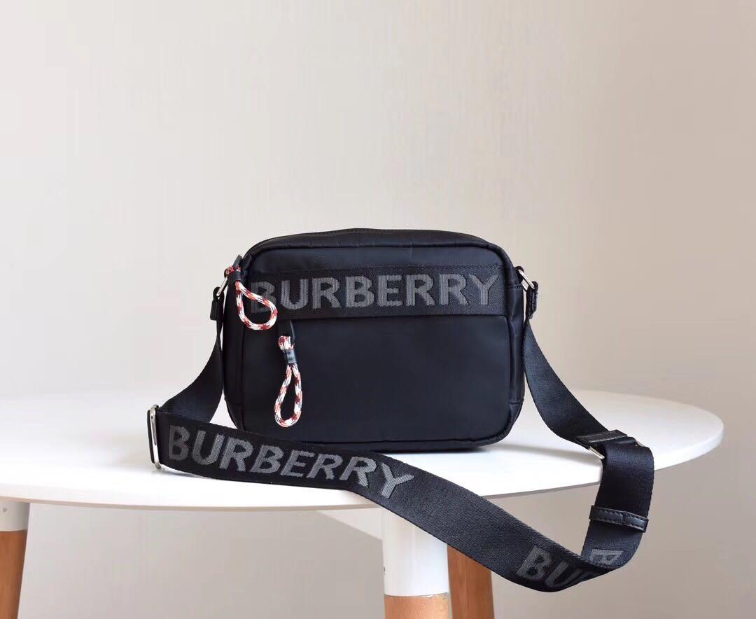 Burberry sling bag mens online