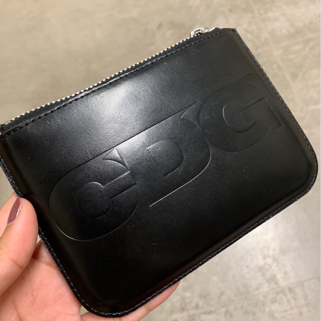 Cdg hot sale logo wallet