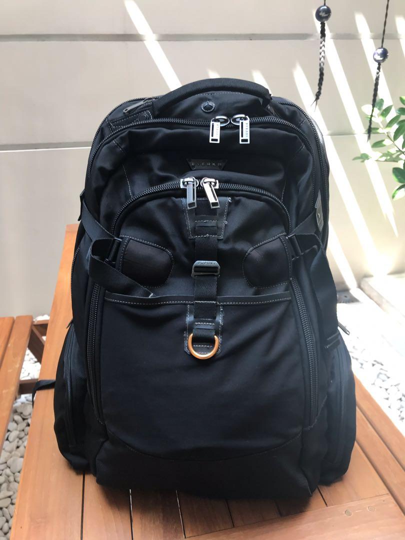 Everki Titan Backpack, Fesyen Pria, Tas & Dompet , Ransel on Carousell