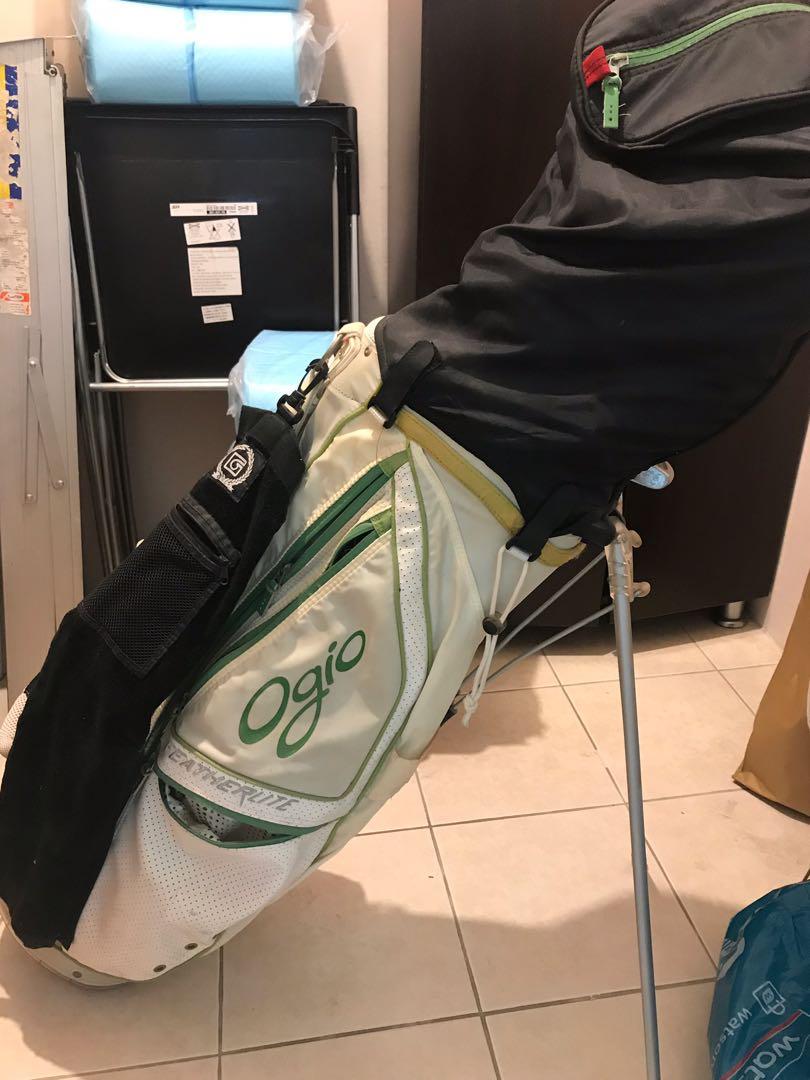 Golf Set (Category: Golf) located in Singapore. Submitted by rascal1977 (Listing ID 229896066, Image 2). Description: Ladies golf full set . Plus Nike balls😁.