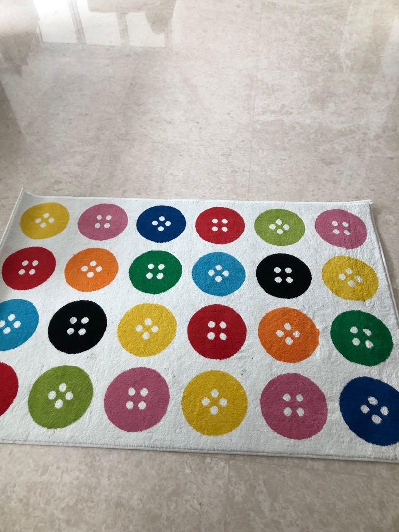 IKEA Button Rug, Furniture & Home Living, Kitchenware & Tableware